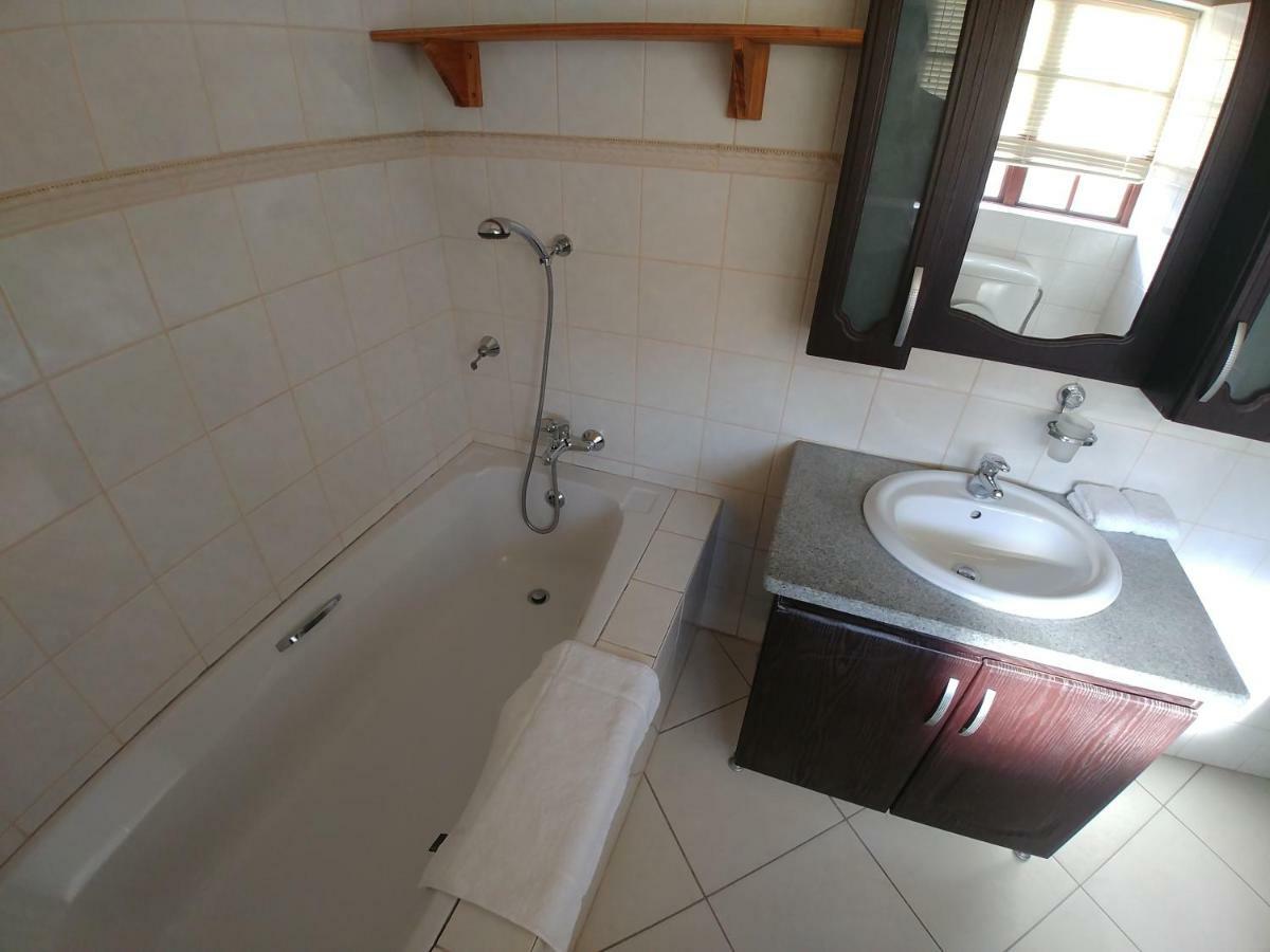 22 On Nicol Hotel Secunda Exterior photo