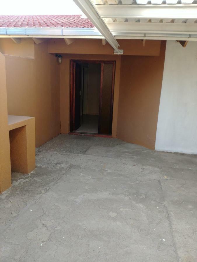 22 On Nicol Hotel Secunda Exterior photo